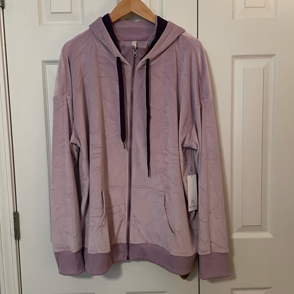 🆕 💜 LulaRoe Cozy Bethany hoodie! ✨